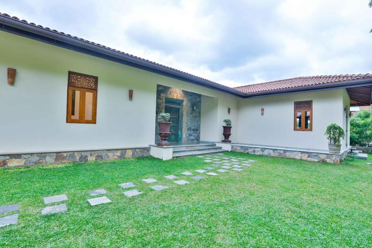 Lanka Golf Villa Collection - Villa Gelian Digana Ngoại thất bức ảnh